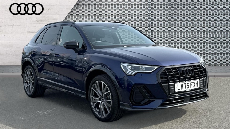 Main listing image - Audi Q3