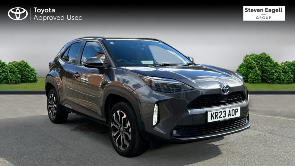 Main listing image - Toyota Yaris Cross