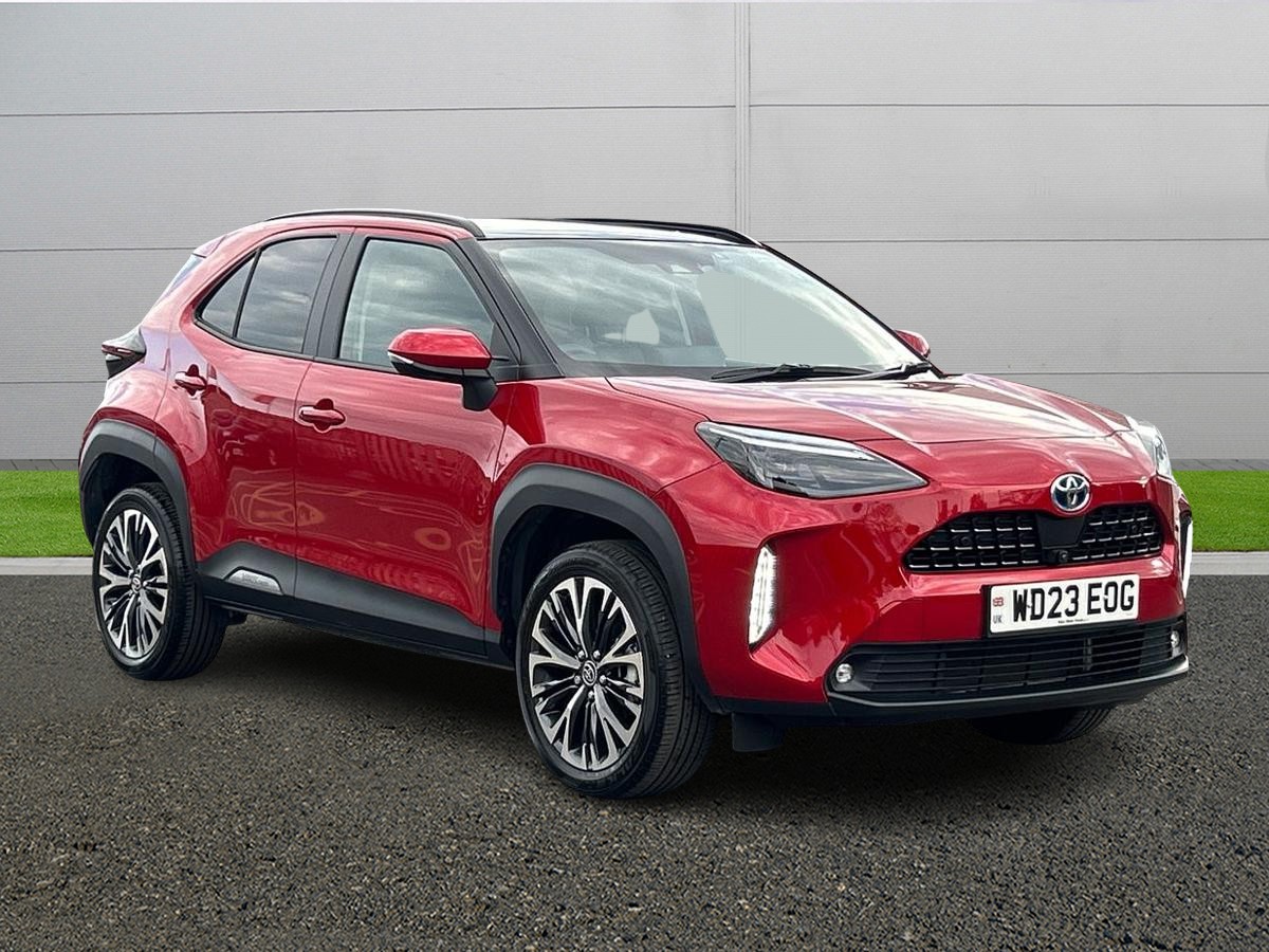 Main listing image - Toyota Yaris Cross