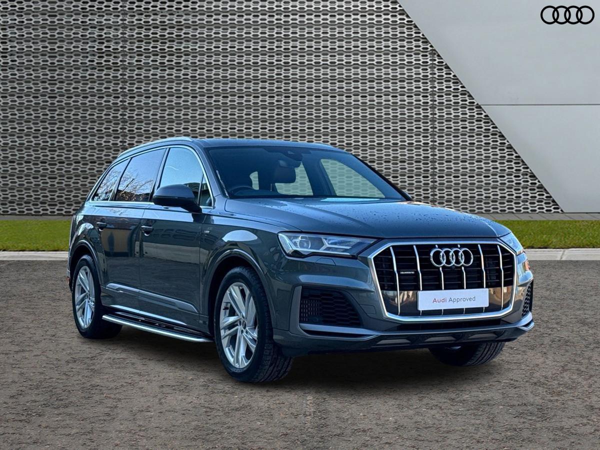 Main listing image - Audi Q7