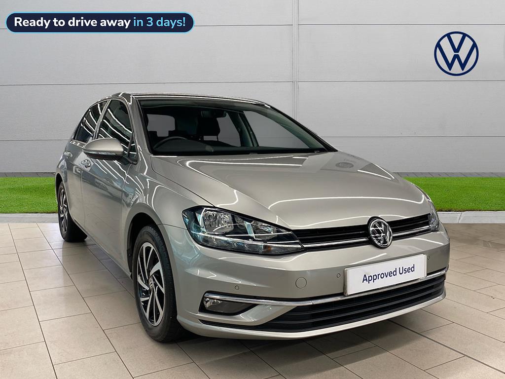 Main listing image - Volkswagen Golf