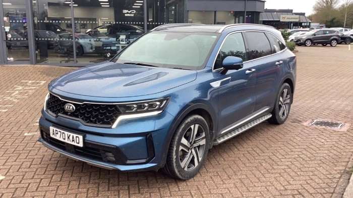 Main listing image - Kia Sorento