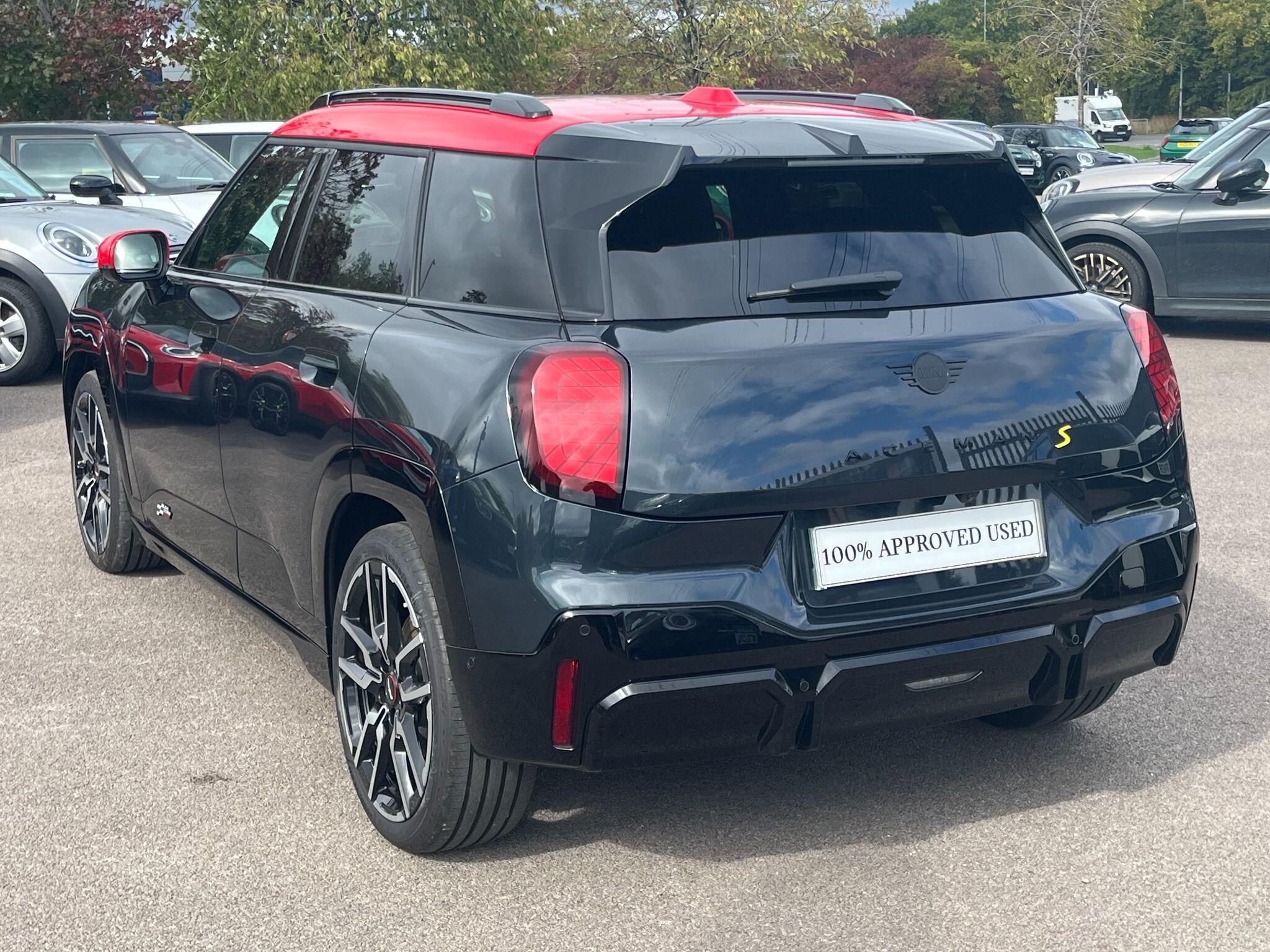 Main listing image - MINI Electric