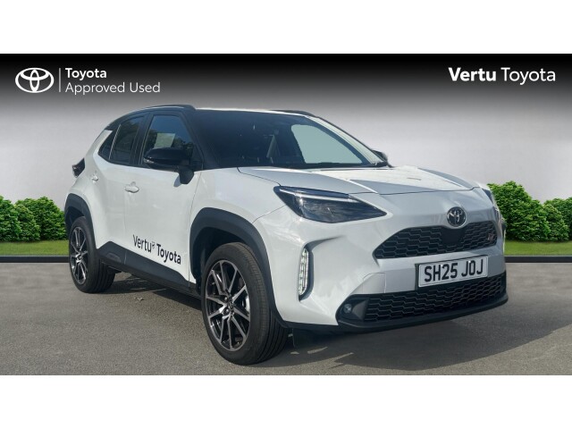 Main listing image - Toyota Yaris Cross