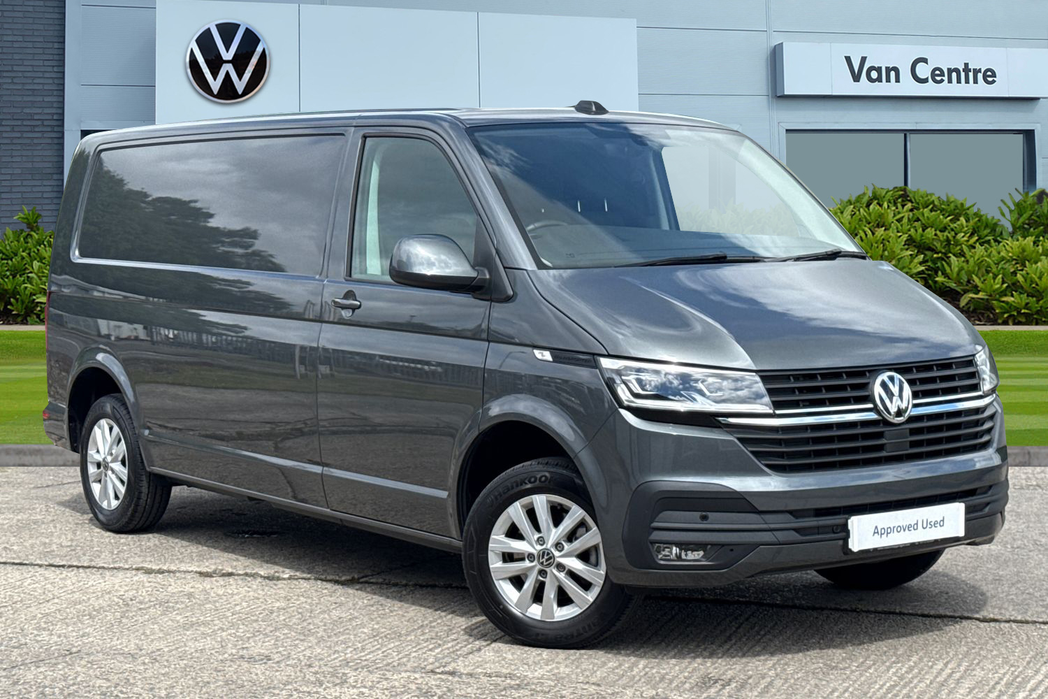 Main listing image - Volkswagen Transporter