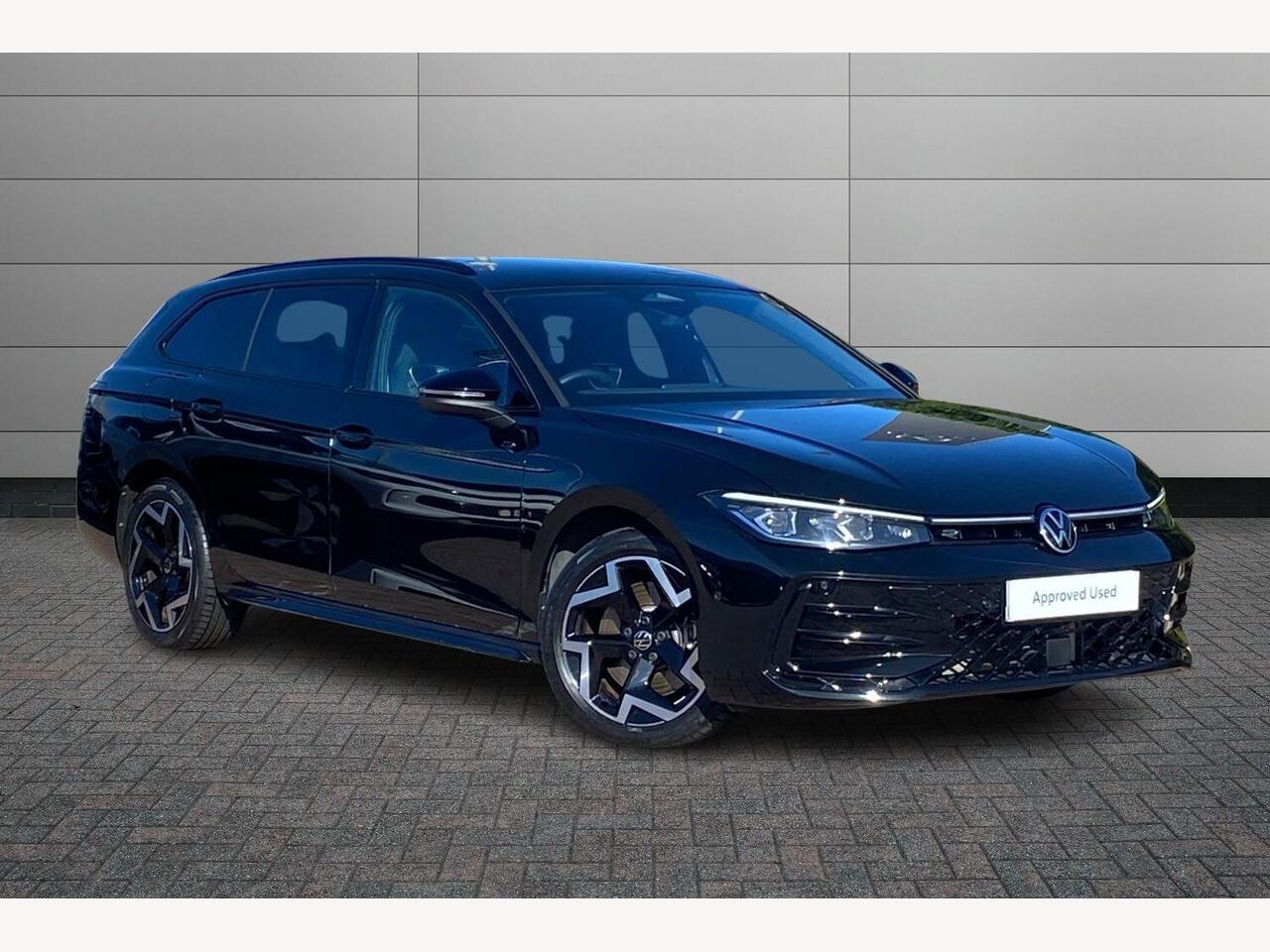 Main listing image - Volkswagen Passat