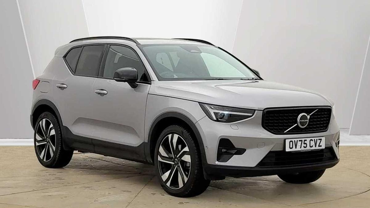 Main listing image - Volvo XC40