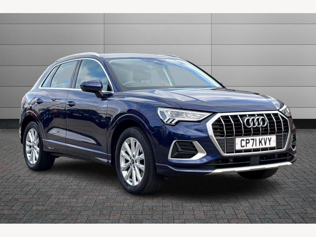 Main listing image - Audi Q3