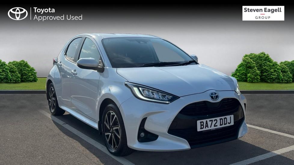 Main listing image - Toyota Yaris