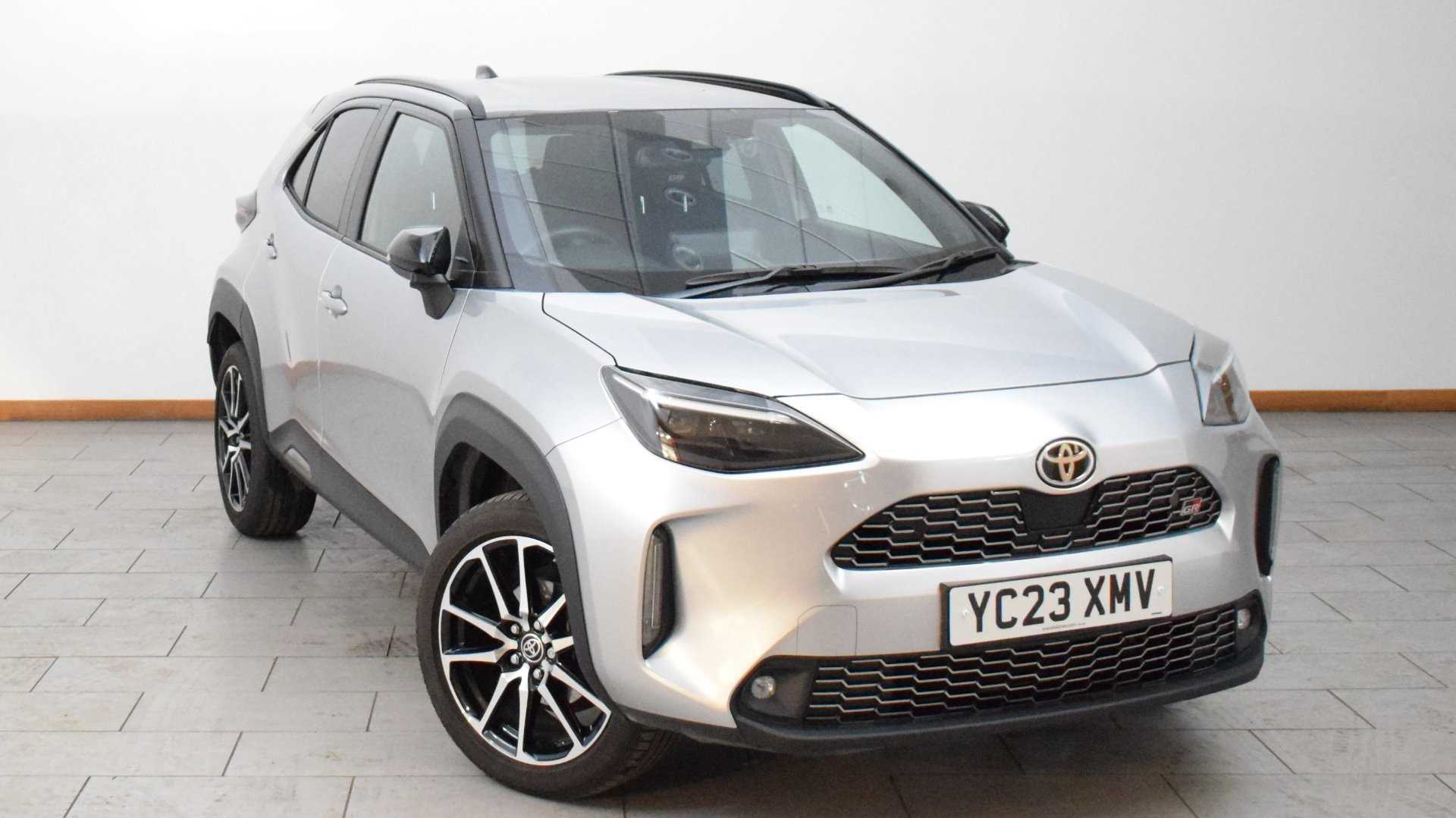 Main listing image - Toyota Yaris Cross