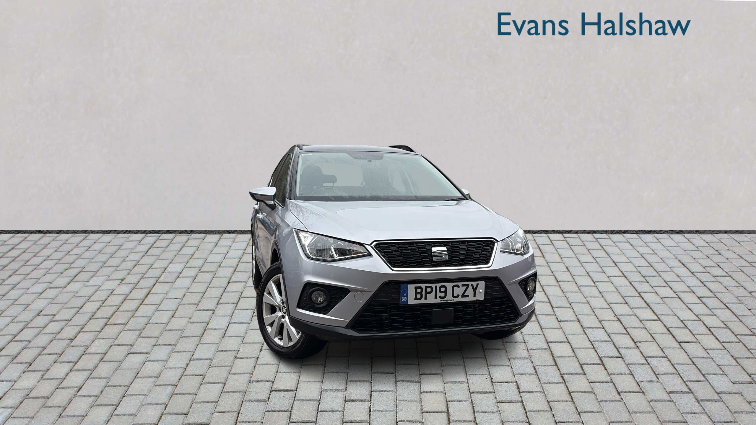 Main listing image - SEAT Arona