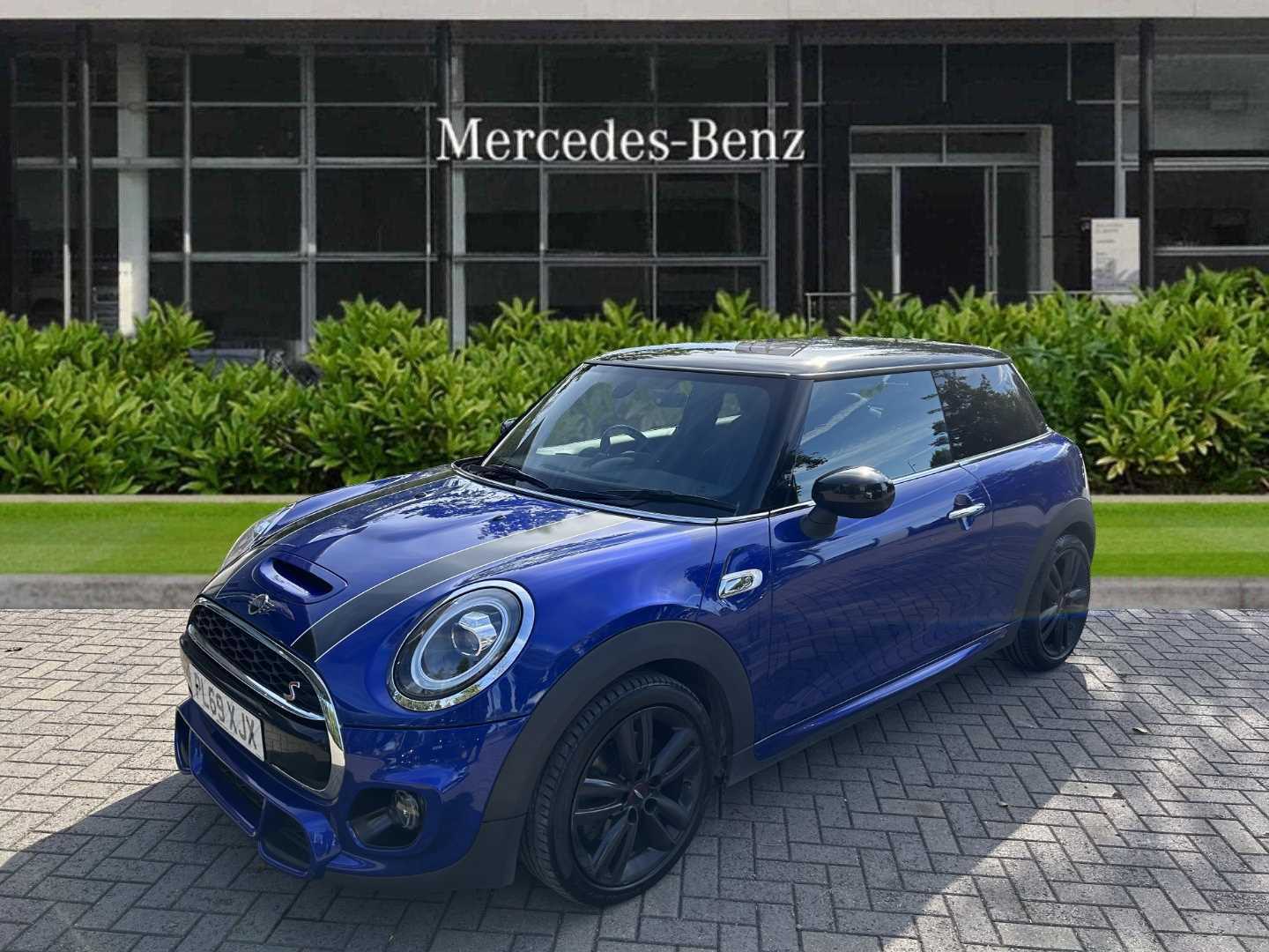 Main listing image - MINI Hatchback