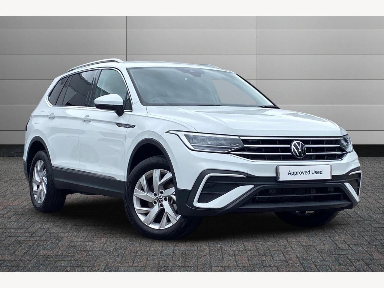 Main listing image - Volkswagen Tiguan Allspace