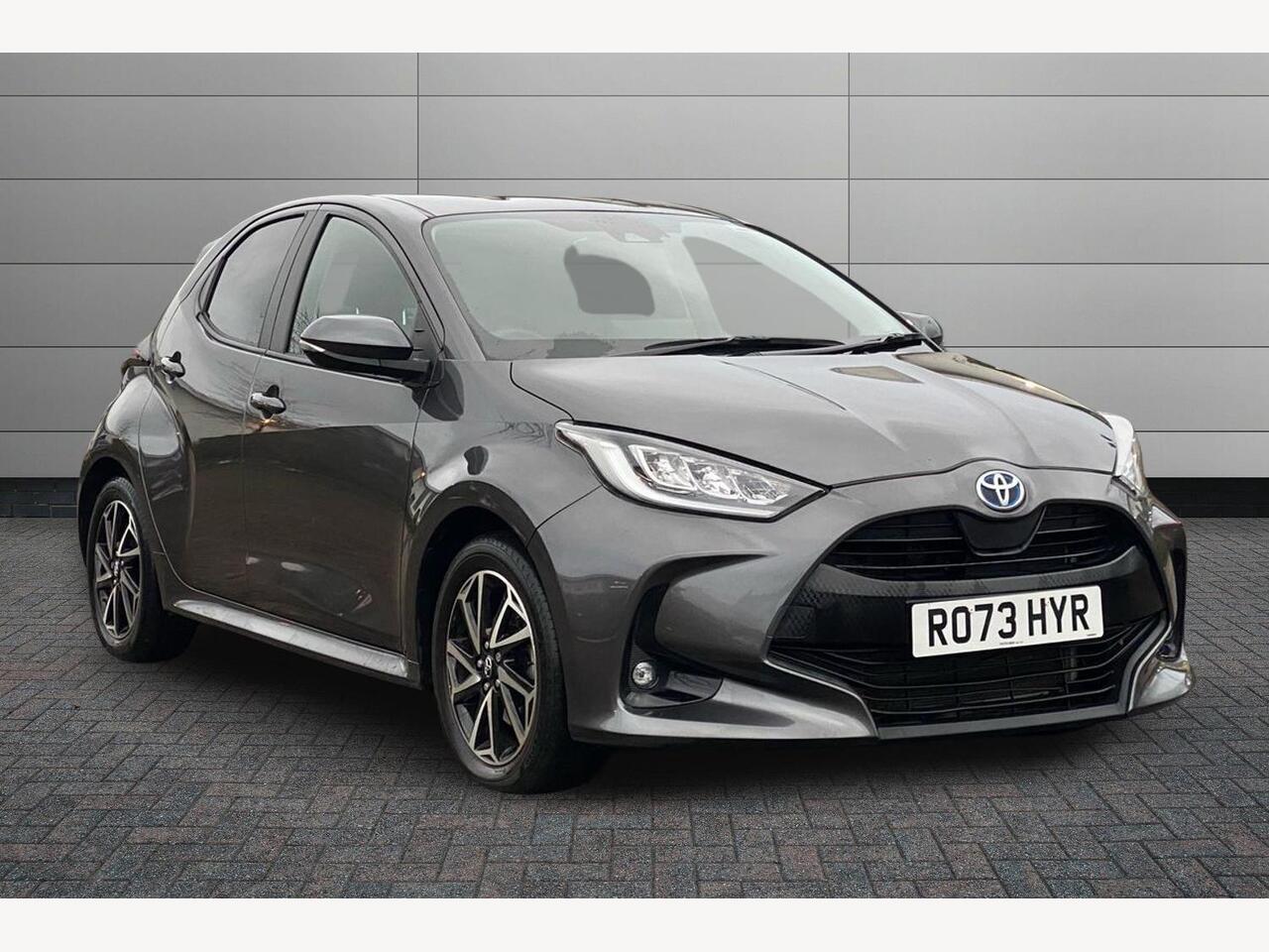 Main listing image - Toyota Yaris