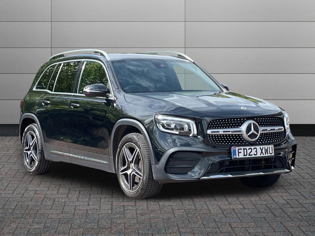 Main listing image - Mercedes-Benz GLB
