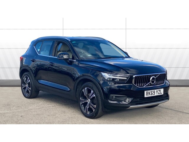 Main listing image - Volvo XC40