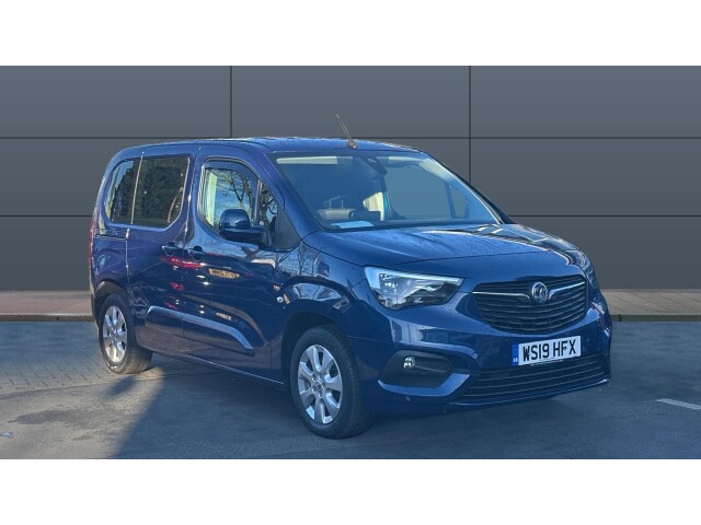 Main listing image - Vauxhall Combo Life