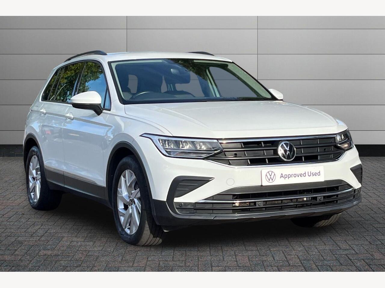Main listing image - Volkswagen Tiguan