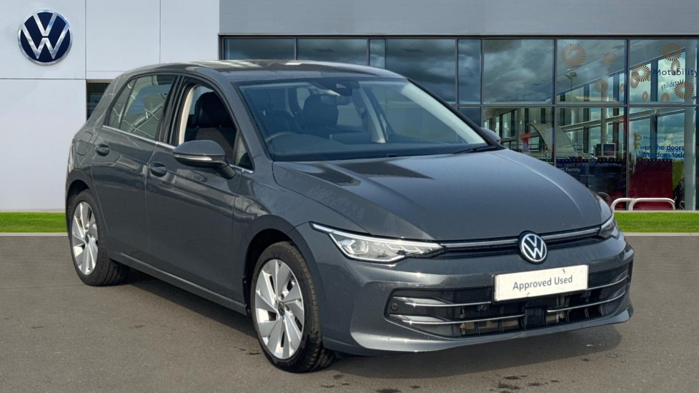 Main listing image - Volkswagen Golf