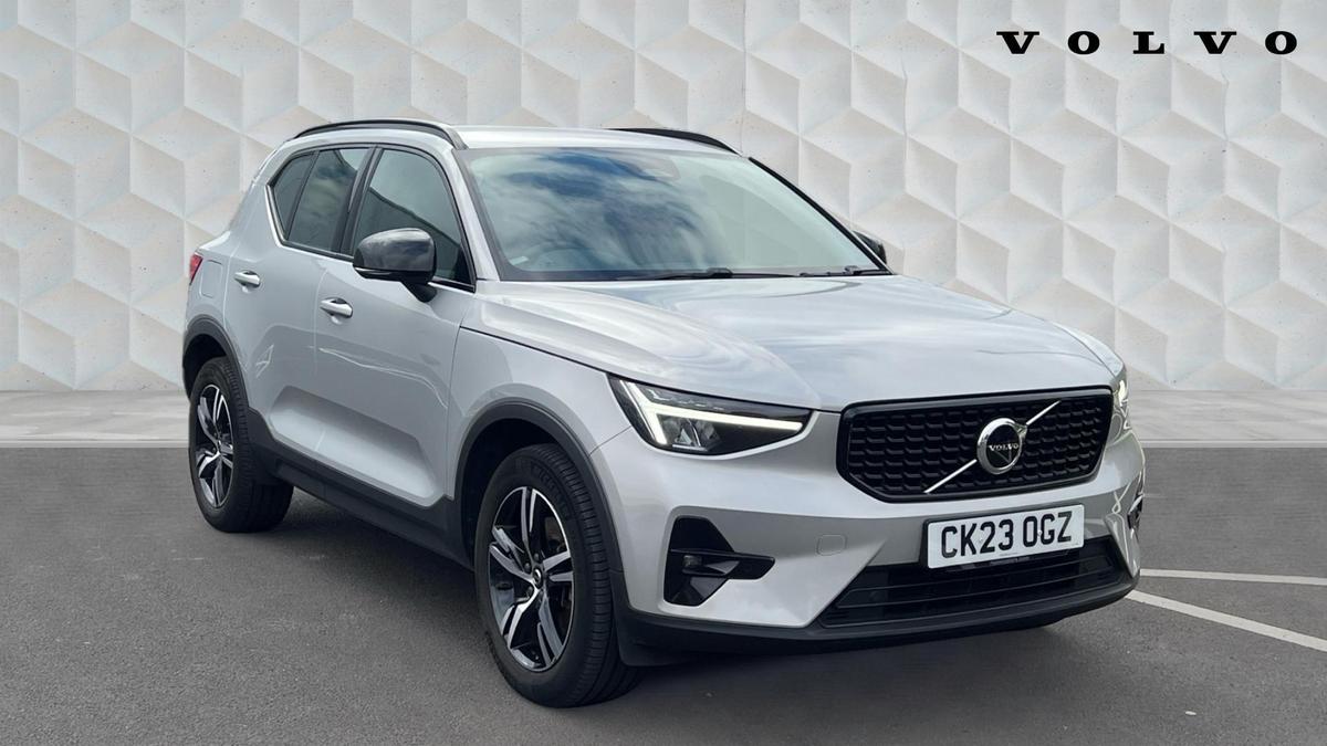 Main listing image - Volvo XC40