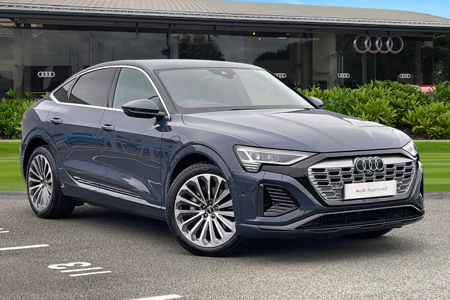 Main listing image - Audi Q8 e-tron