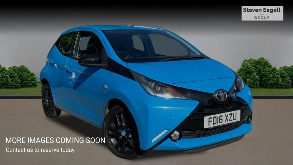 Main listing image - Toyota Aygo