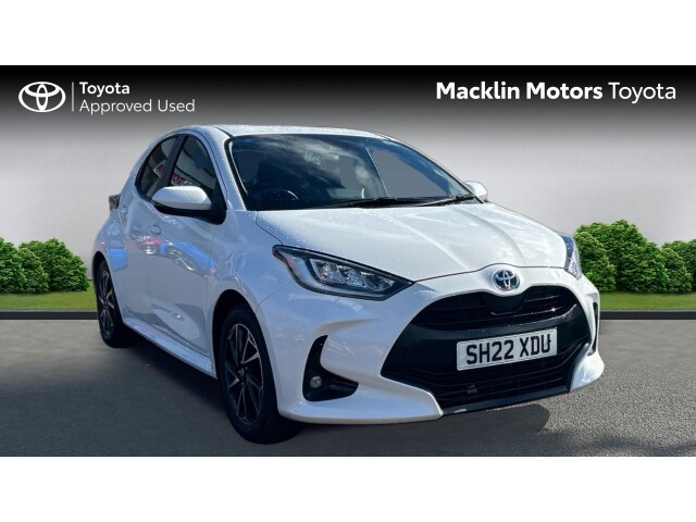 Main listing image - Toyota Yaris