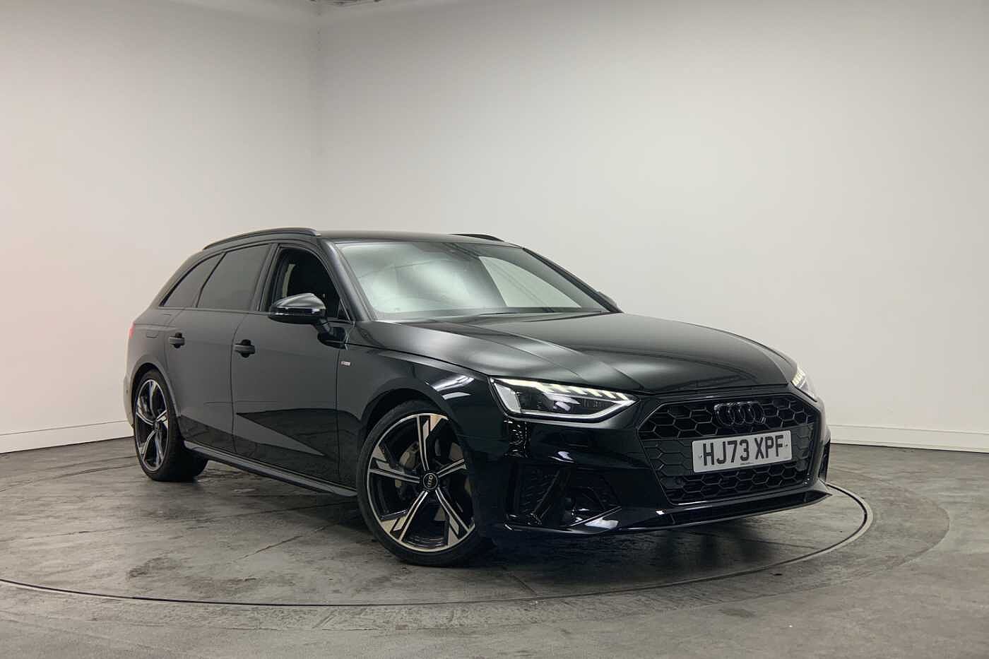 Main listing image - Audi A4