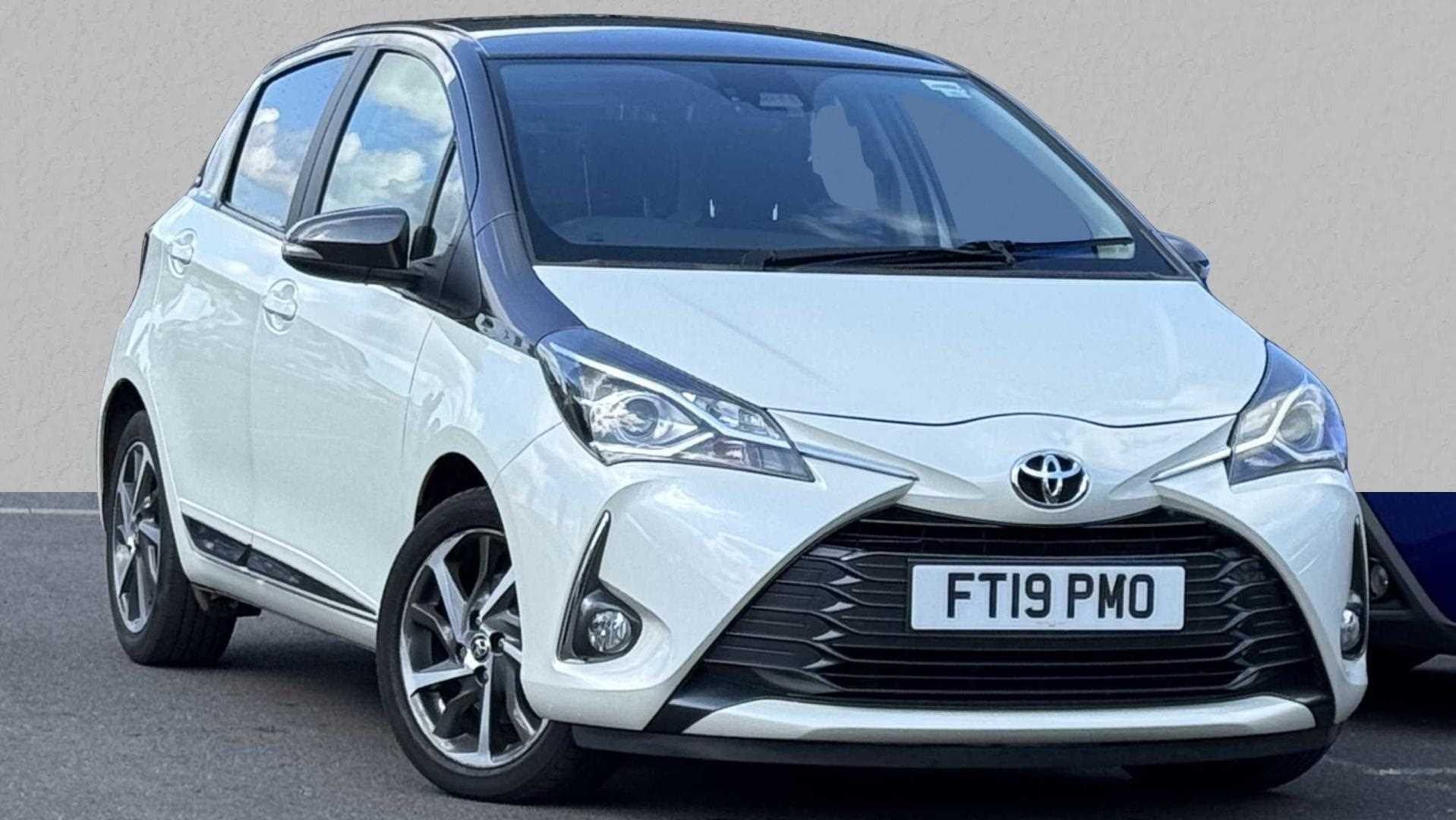 Main listing image - Toyota Yaris