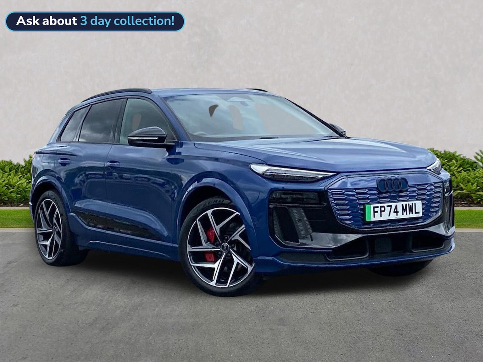 Main listing image - Audi Q6