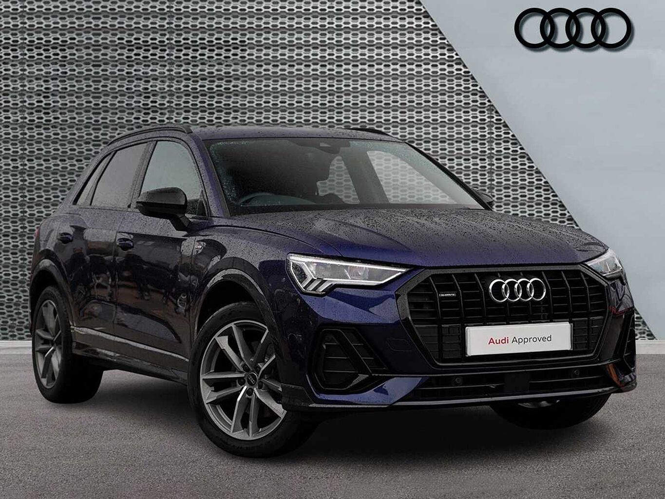 Main listing image - Audi Q3