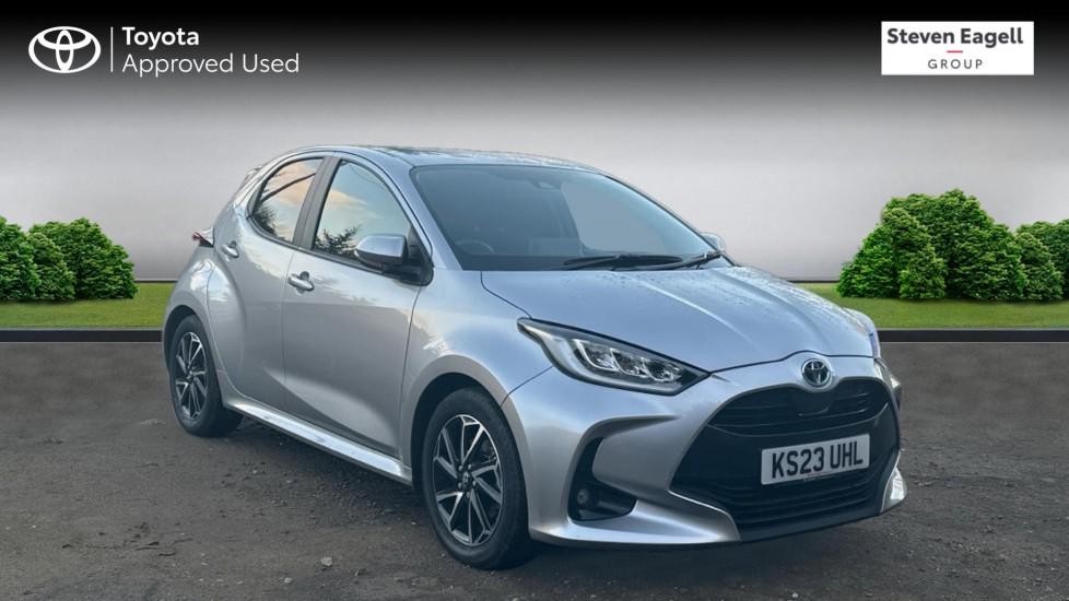 Main listing image - Toyota Yaris