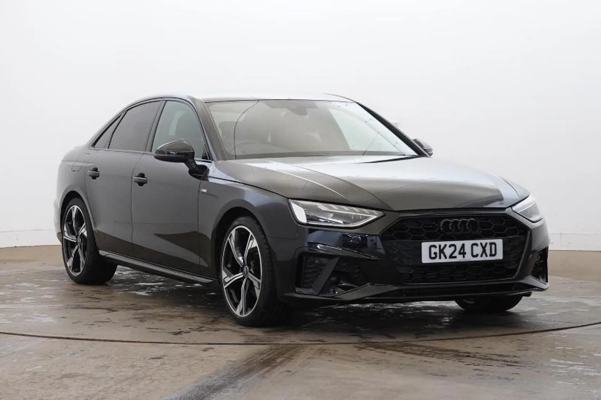 Main listing image - Audi A4