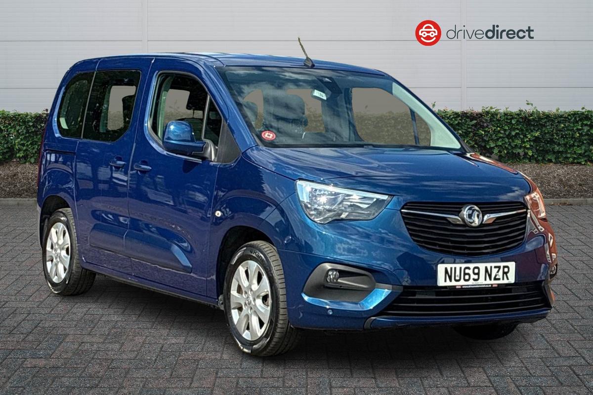 Main listing image - Vauxhall Combo Life