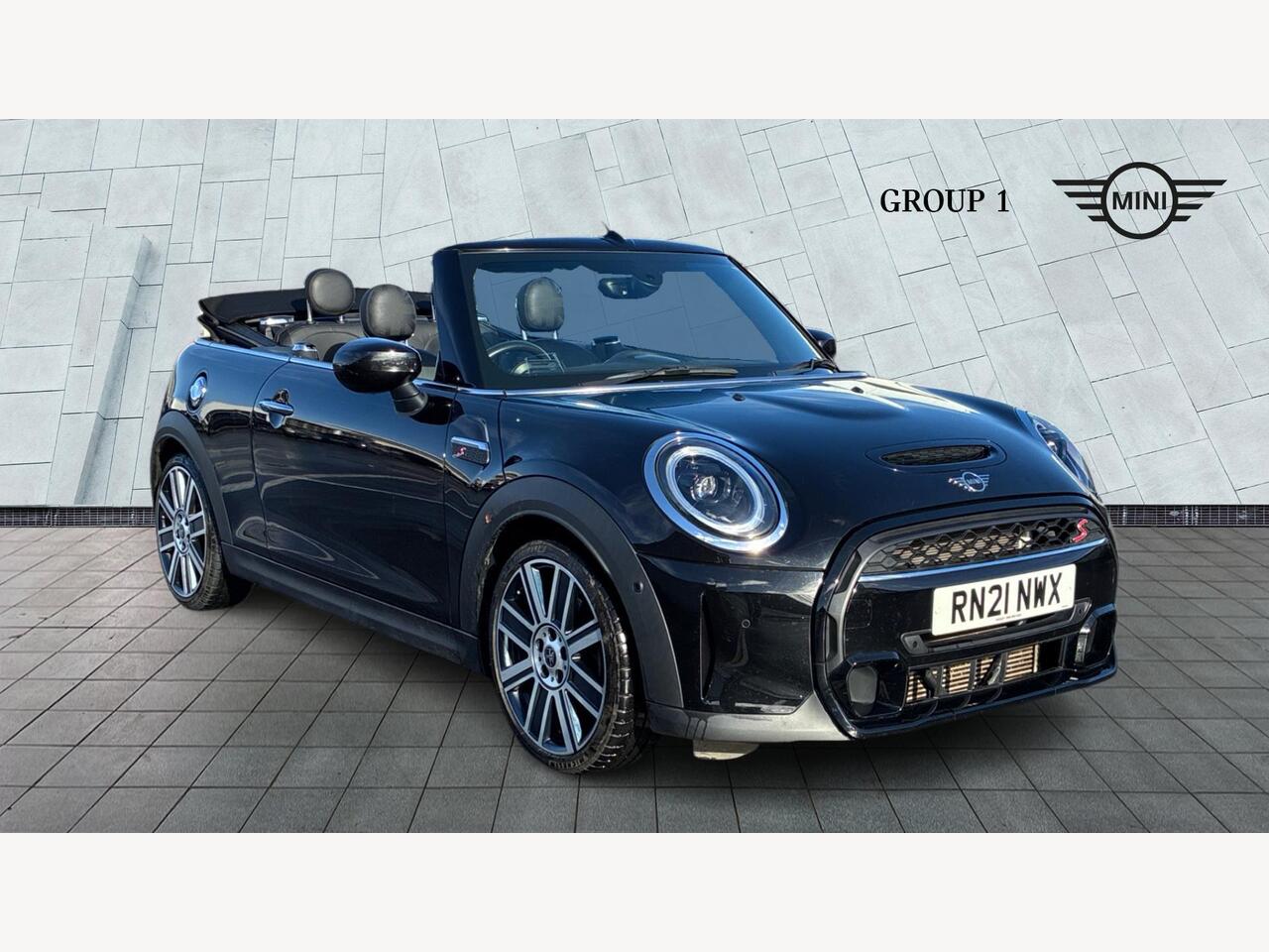 Main listing image - MINI Convertible