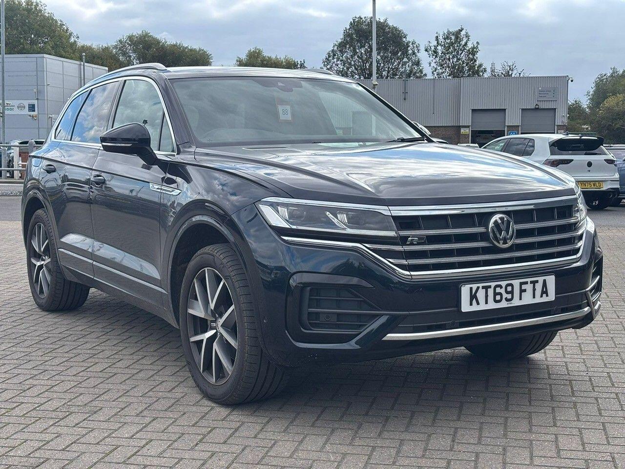 Main listing image - Volkswagen Touareg