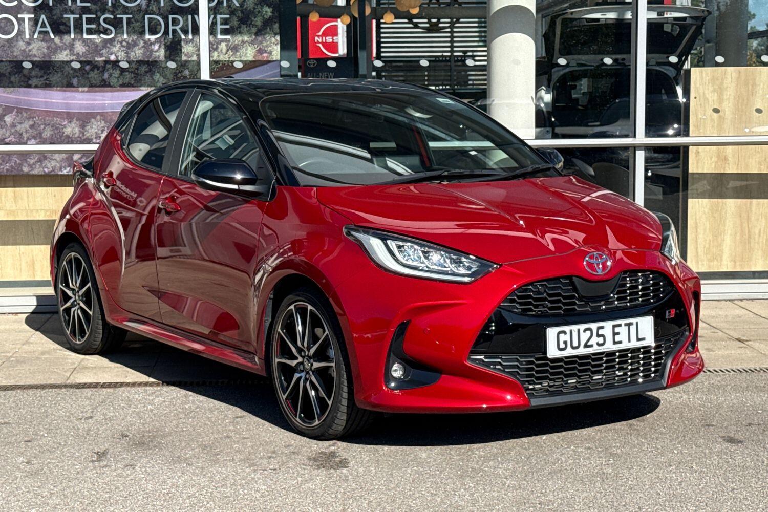 Main listing image - Toyota Yaris