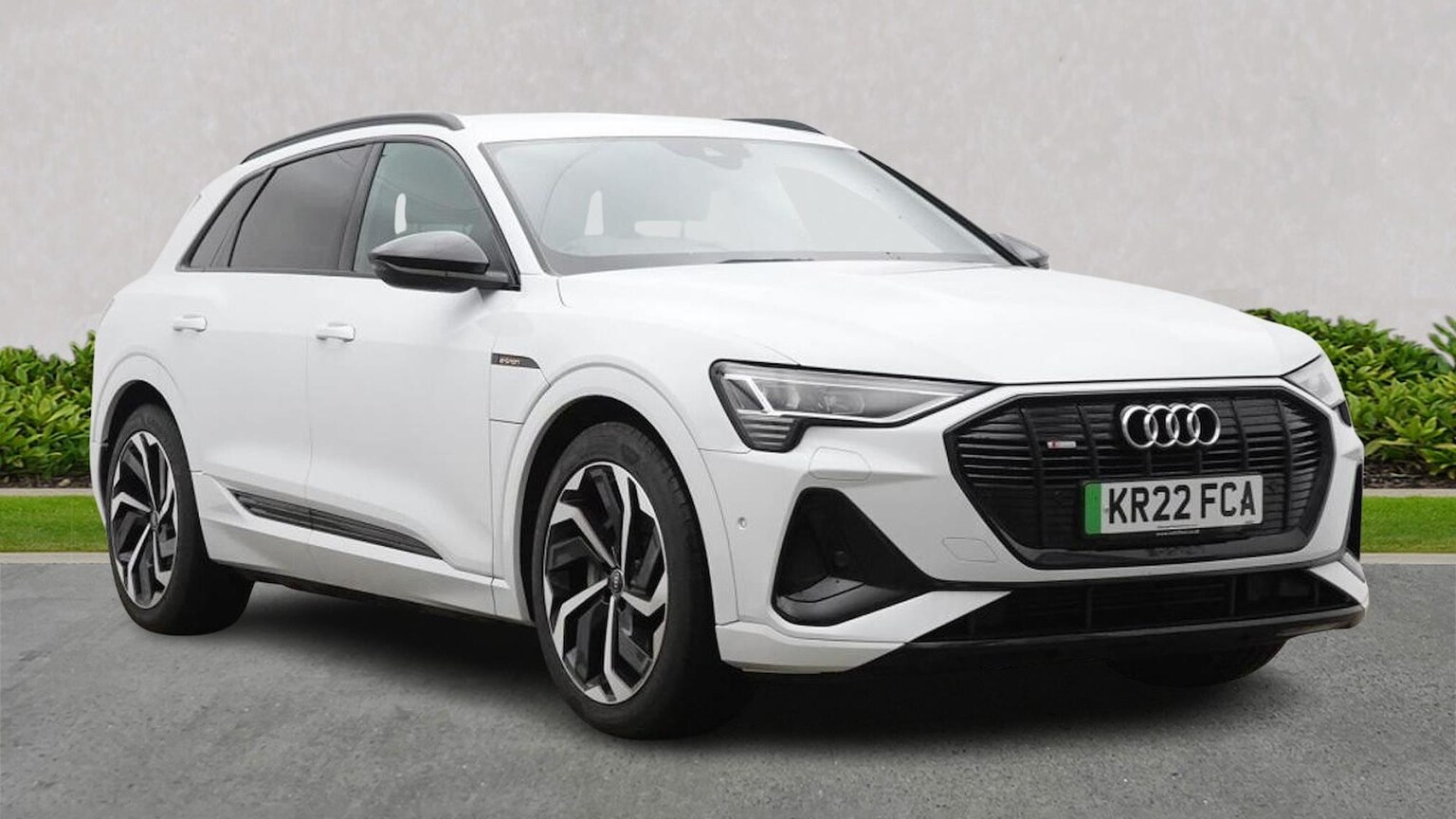 Main listing image - Audi e-tron