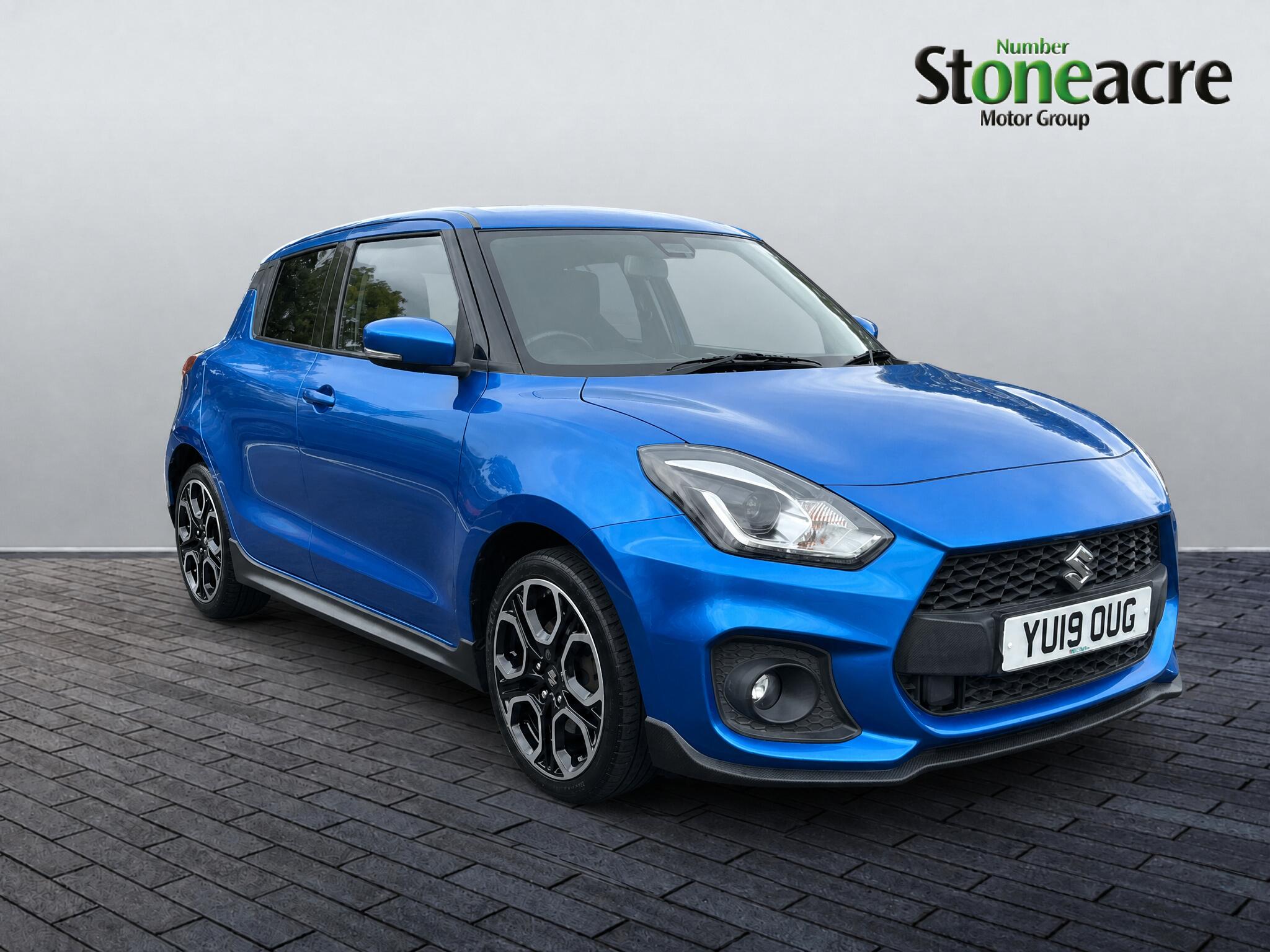 Main listing image - Suzuki Swift