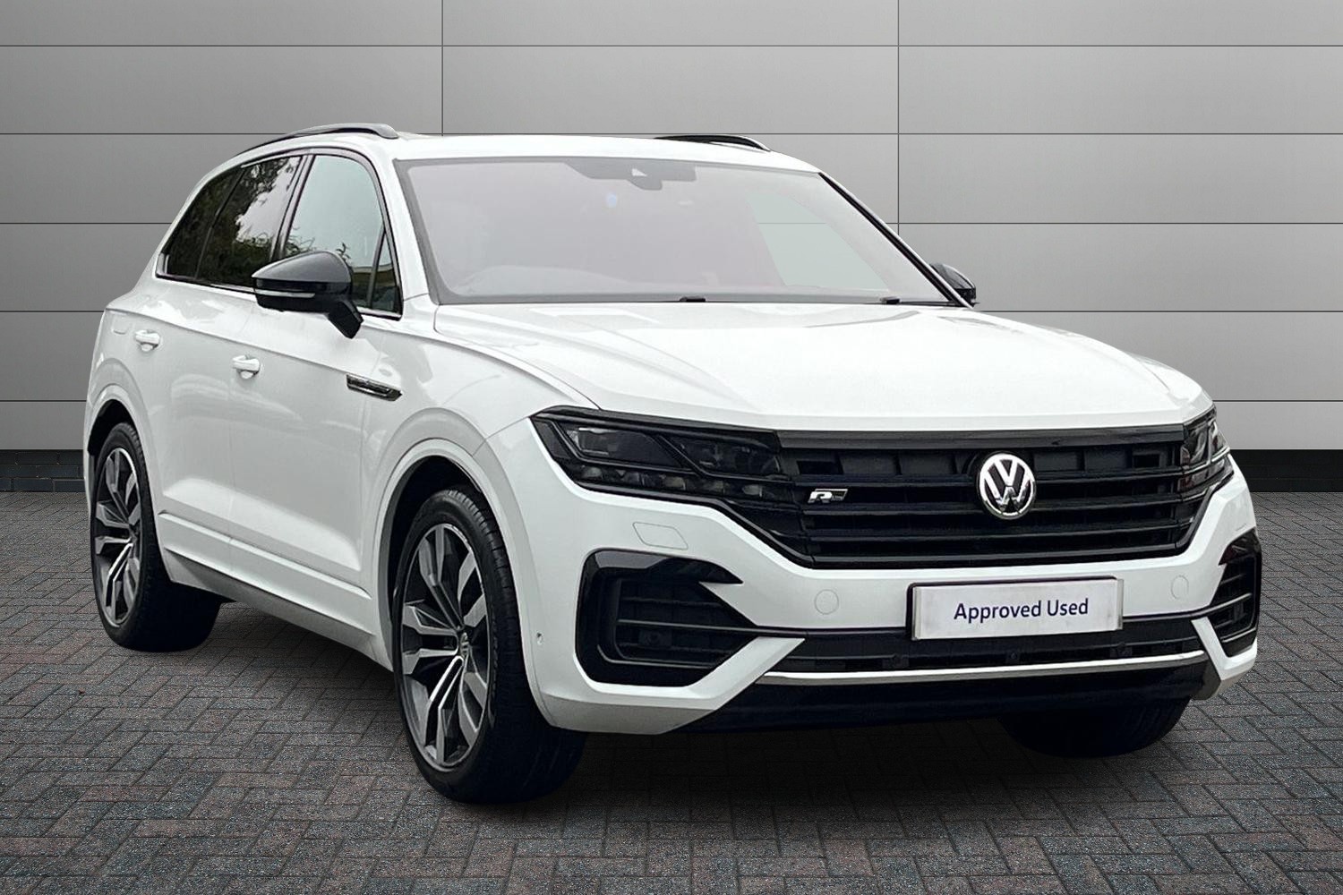 Main listing image - Volkswagen Touareg