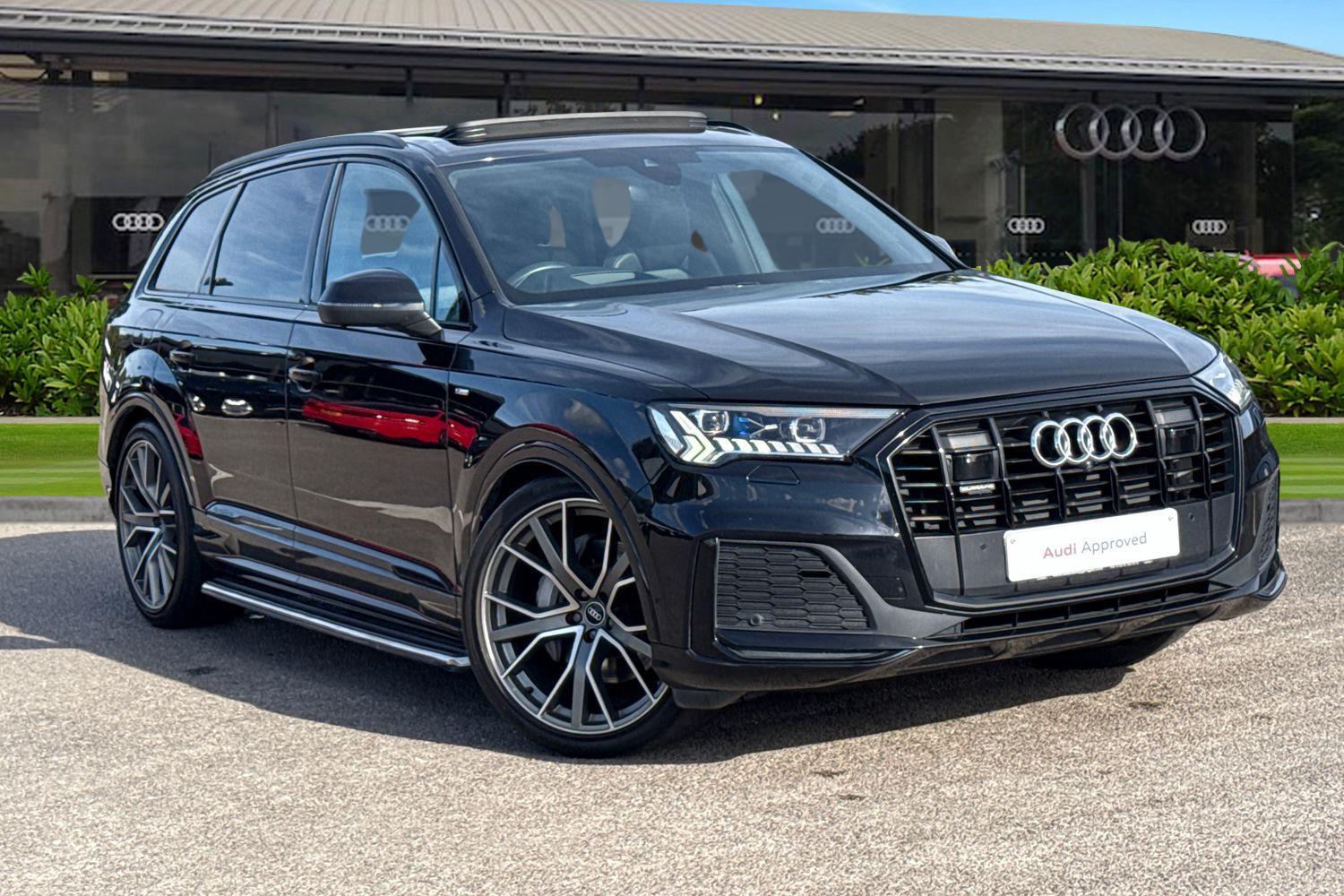 Main listing image - Audi Q7