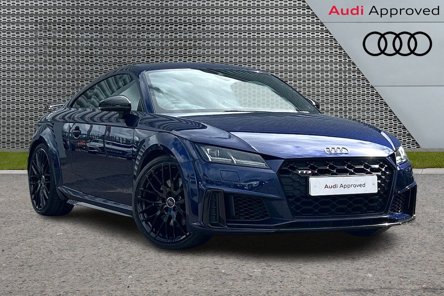 Main listing image - Audi TT S