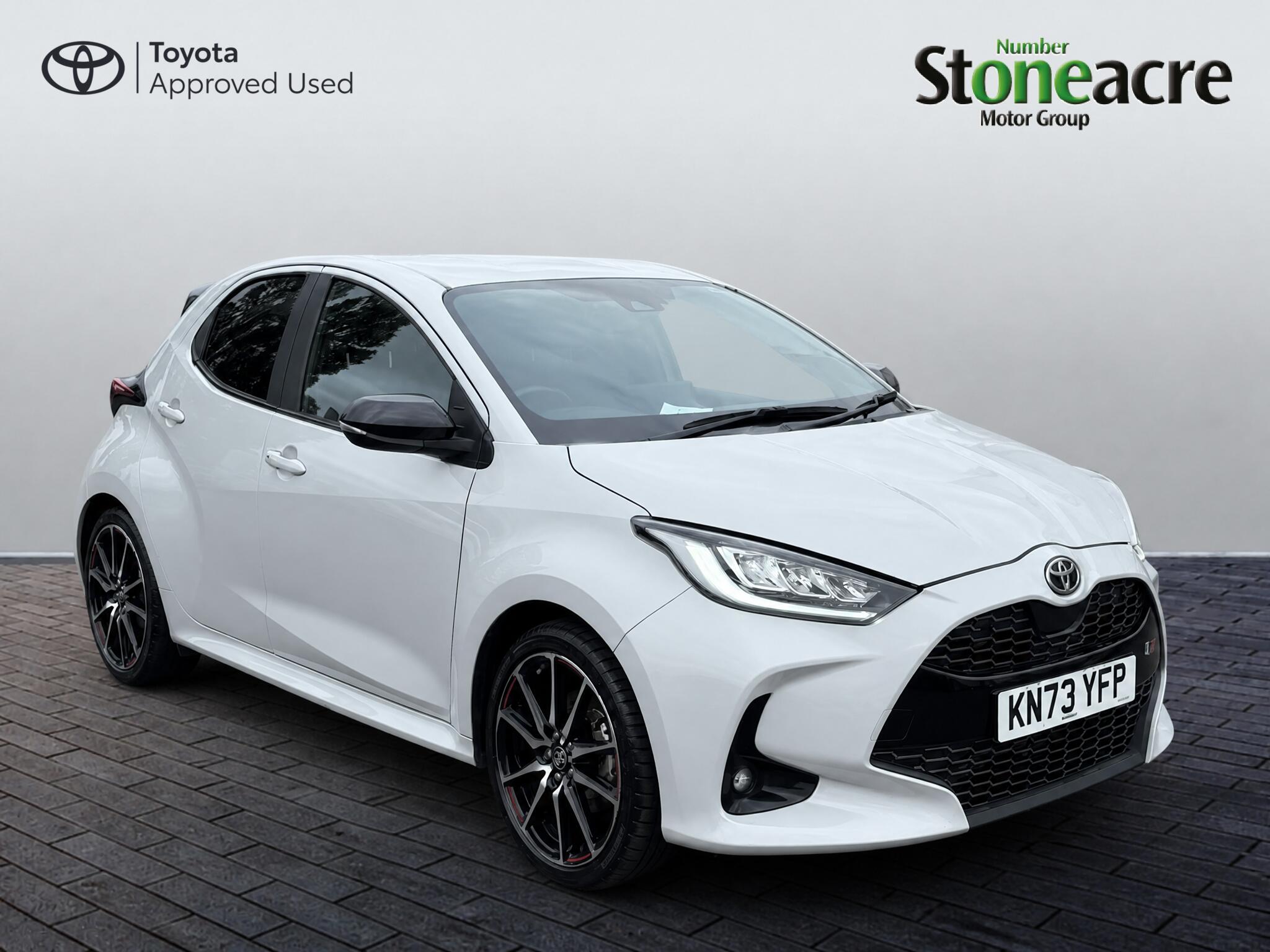 Main listing image - Toyota Yaris
