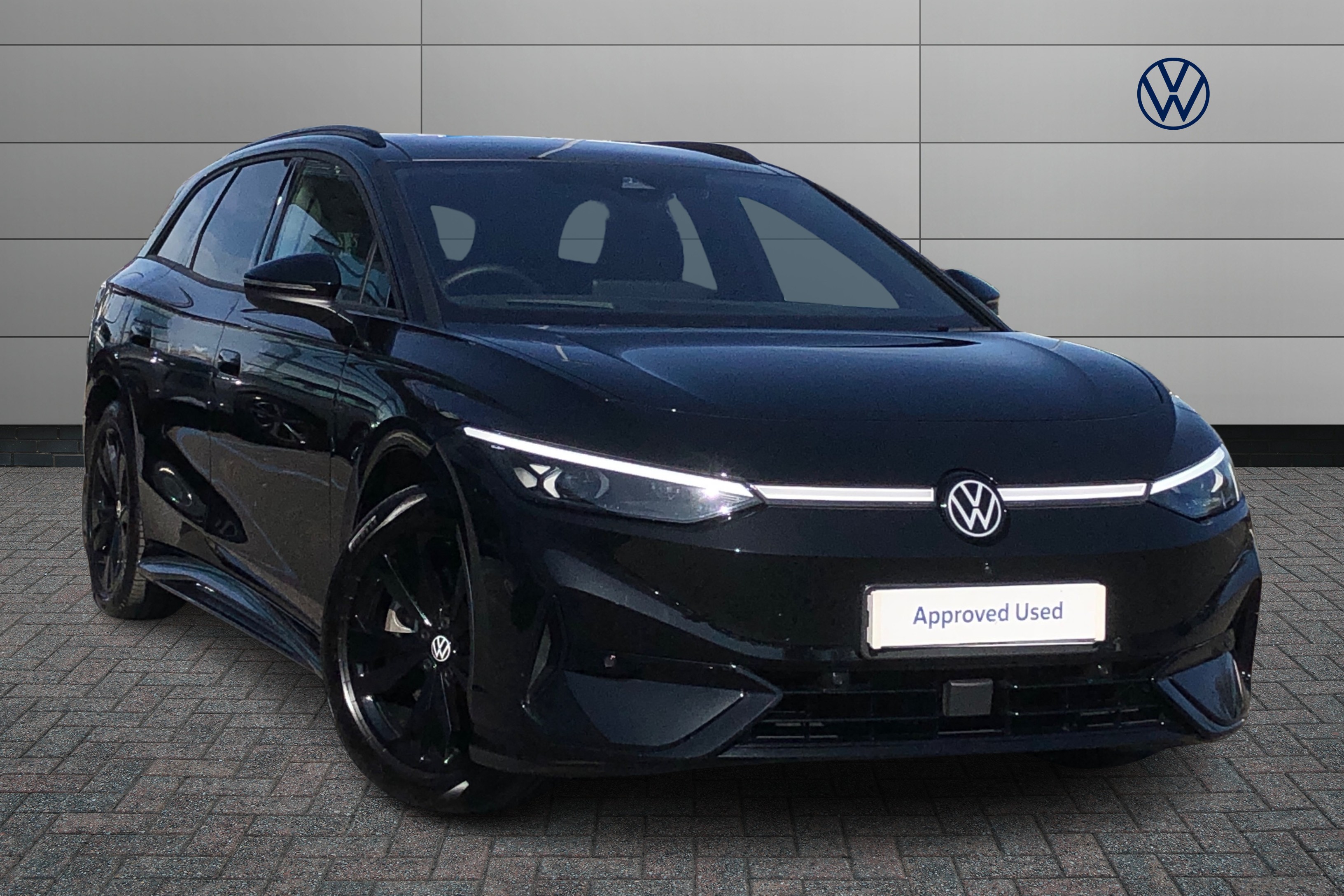 Main listing image - Volkswagen ID.7