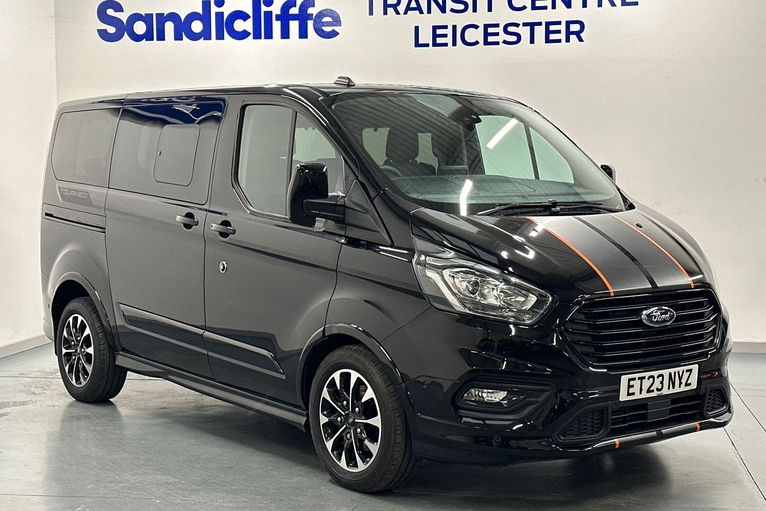 Main listing image - Ford Tourneo Custom