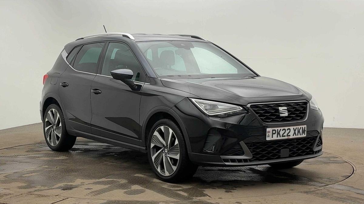 Main listing image - SEAT Arona