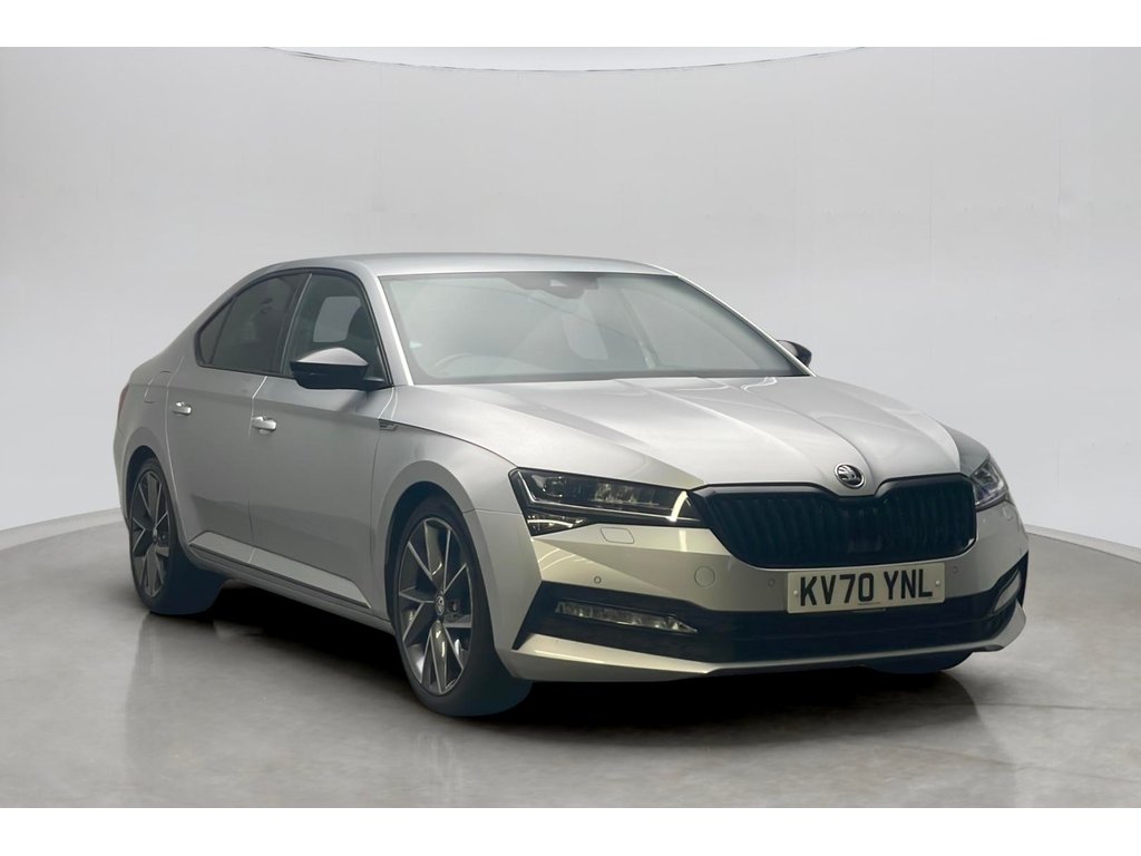 Main listing image - Skoda Superb