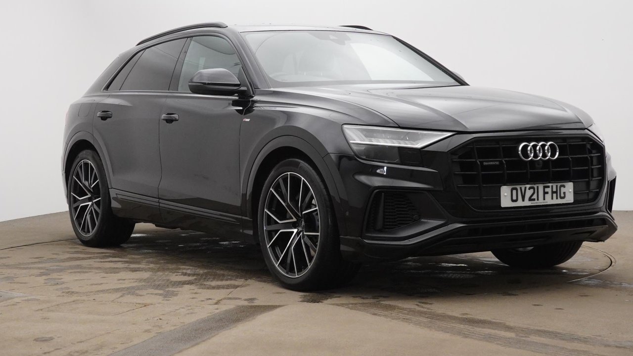 Main listing image - Audi Q8