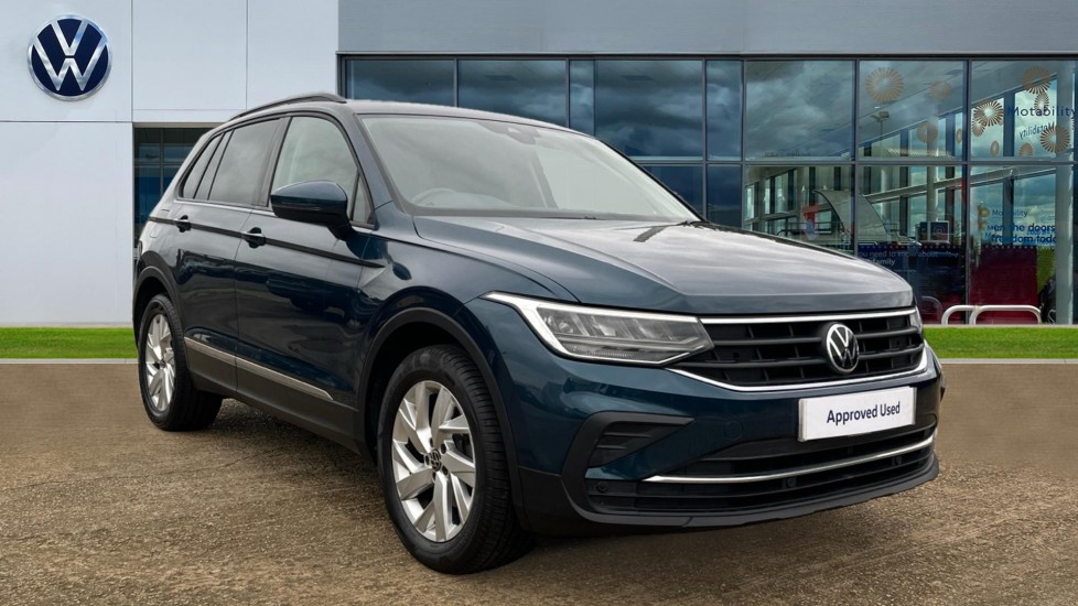 Main listing image - Volkswagen Tiguan