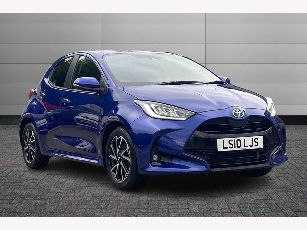 Main listing image - Toyota Yaris